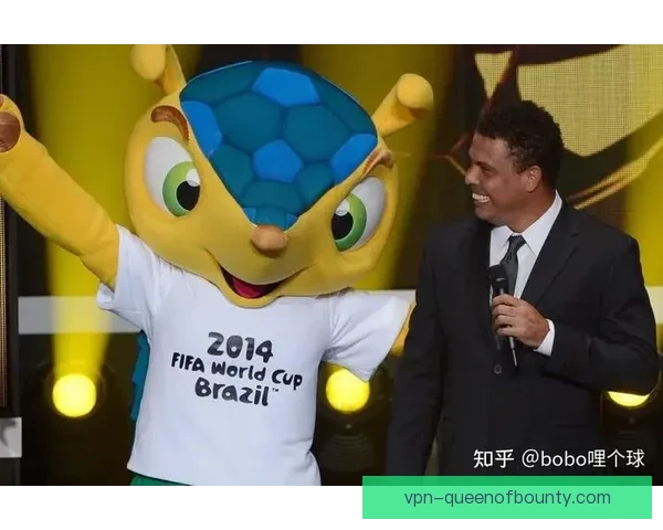 2026世界杯官方吉祥物周边亮相多伦多机场专柜 半小时内迅速售罄